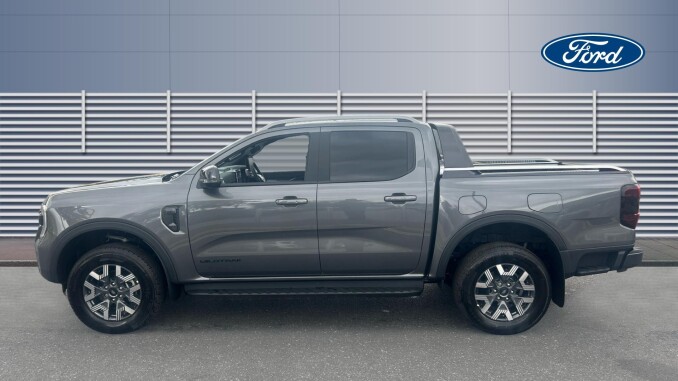 Ford Ranger Petrol 2 Seat Pick Up Wildtrak 2.3 EcoBoost PHEV 281 Auto - Image 4